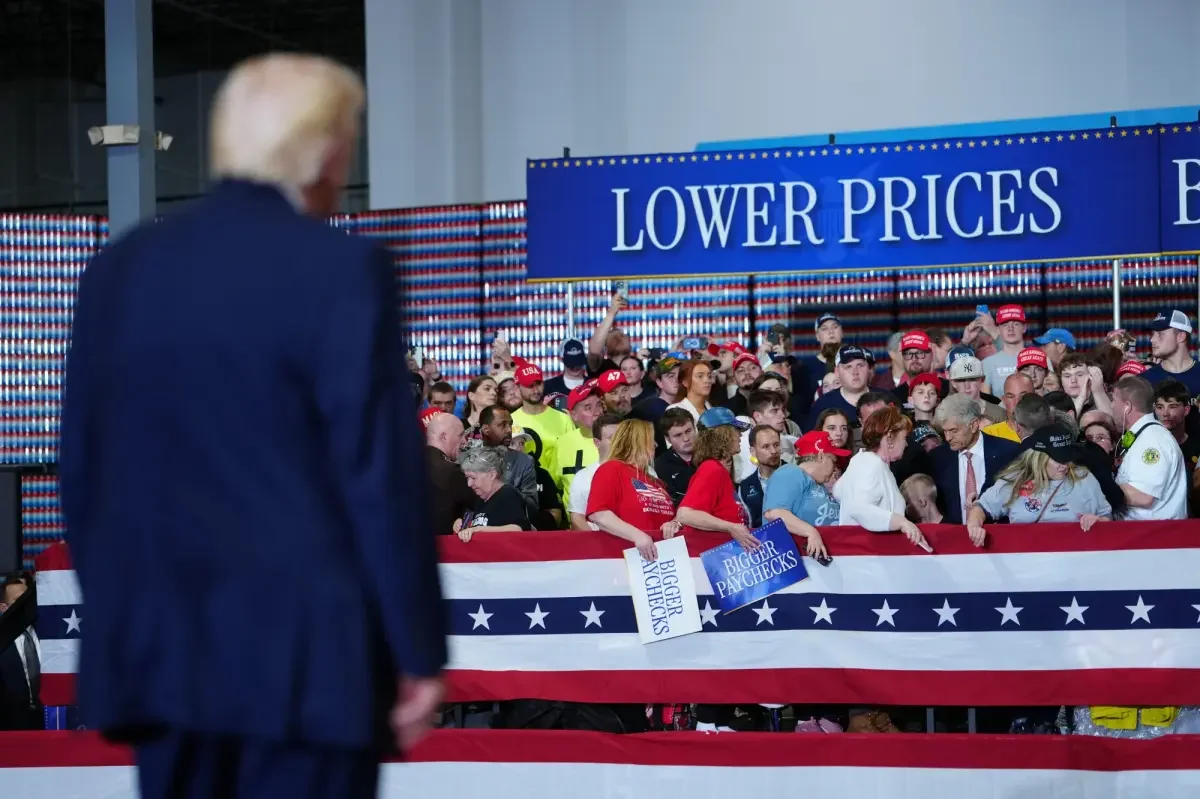 Debate Heats Up Over Medicare Advantage as Trump Admin Considers Default Enrollment