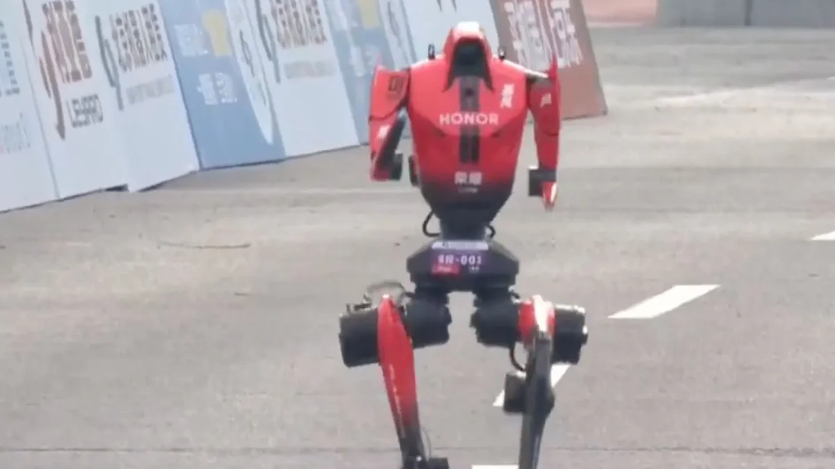 Humanoid robot surpasses human world record in Beijing half-marathon