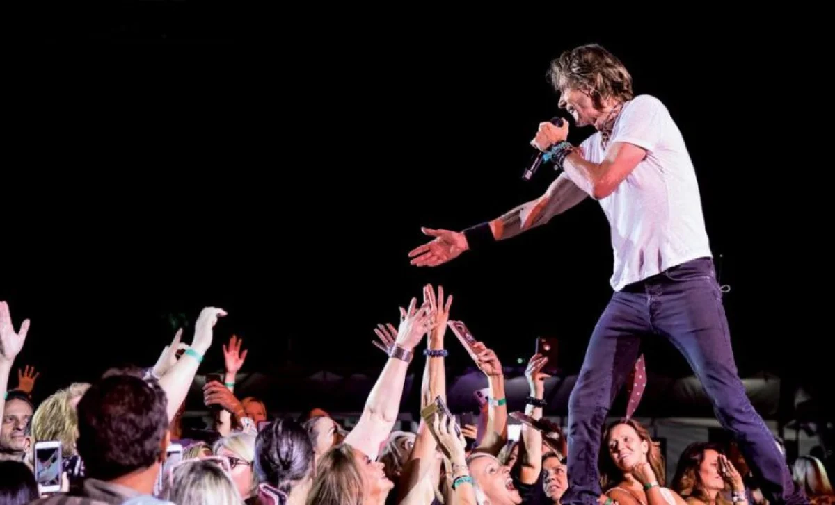 Springfield, Krauss & More? Where Can I Find Live Music Like That? Arkansas April 30 - May 3