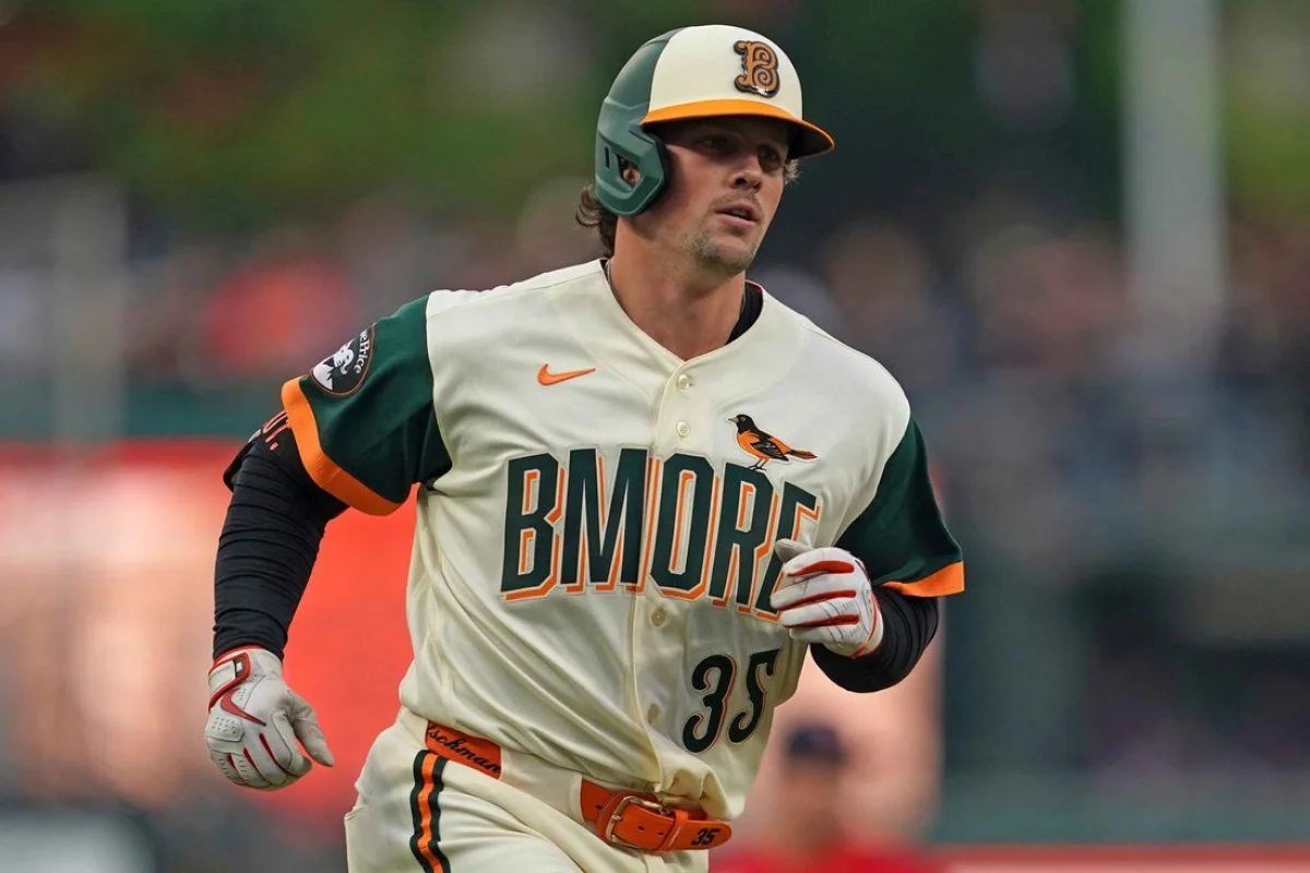 Deadspin | Orioles put on grand display to overpower Astros in Game 1