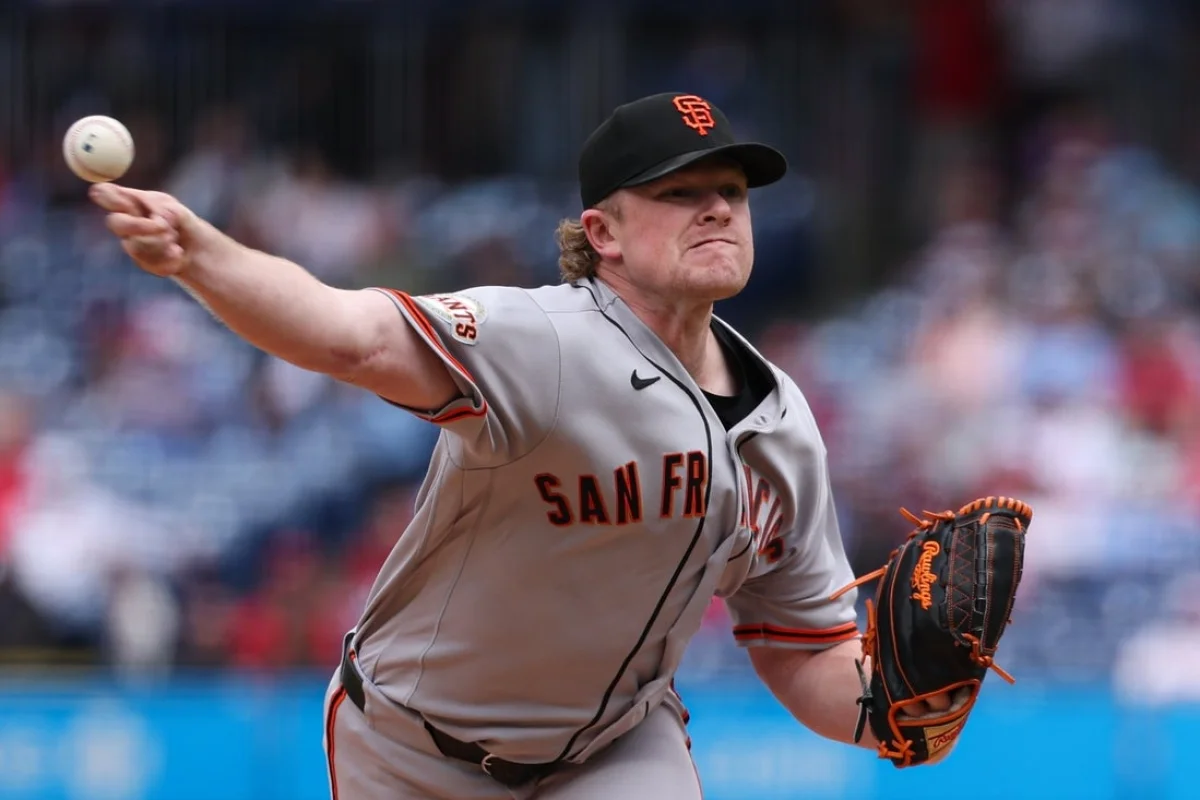 Deadspin | Phillies score twice in ninth to stun Giants in Game 1 of DH