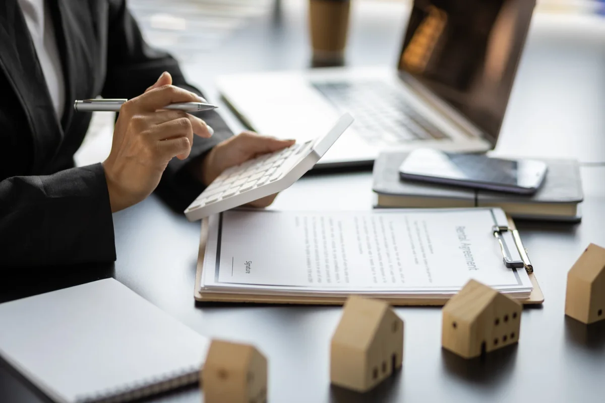 Market Valuations Remain Steady Despite Recent Decline