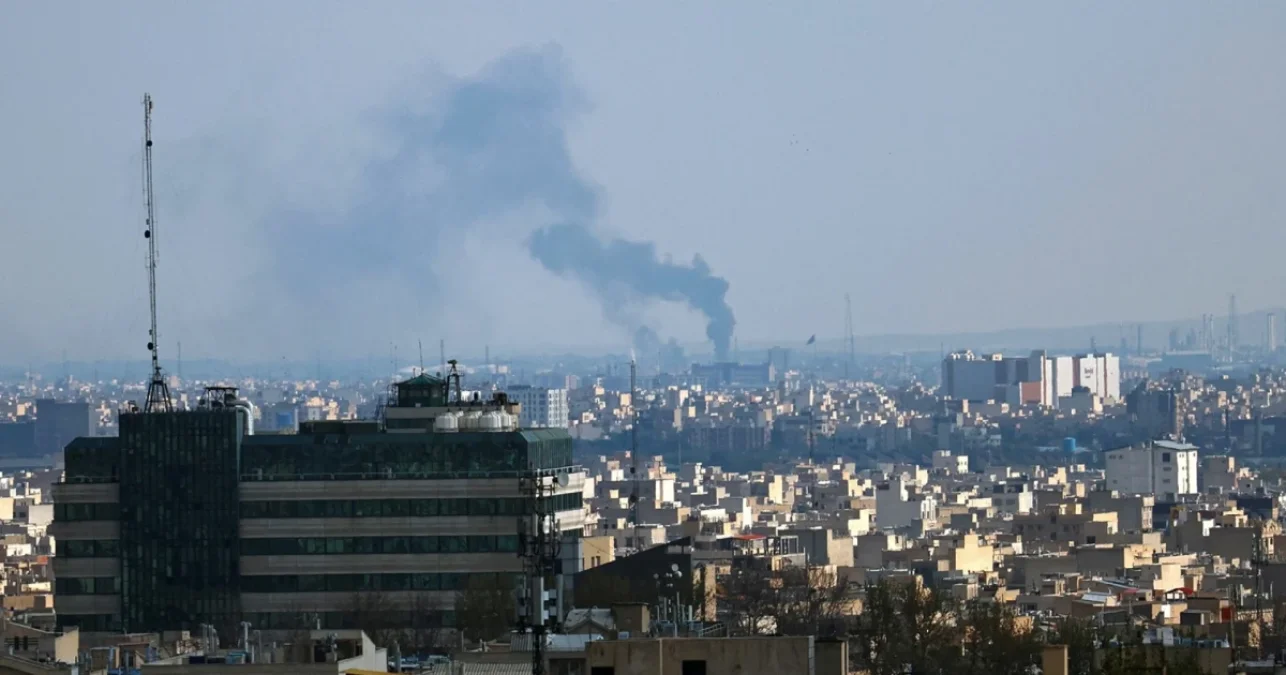 U.S.-Iran Tensions Mount Amid Ceasefire as Trump Administration Pursues Peace Deal